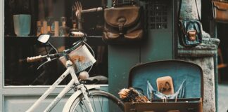 Jak założyć sklep ze świecami?