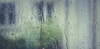 Ile kosztuje szyba do kominka?