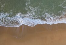 Jak ożywić beżowa łazienkę? Jak ożywić beżowa łazienkę?