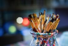 Ile bierze malarz za metr 2023?