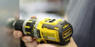 Z jakiego kraju pochodzi firma Dewalt?