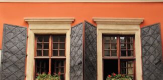 W jakim szkle pije się gin?