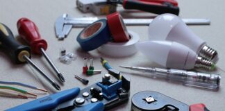 Ile za podłączenie alarmu?