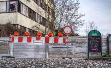 Jak sprawdzić szczelność dolotu benzyna? Jak sprawdzić szczelność dolotu benzyna?