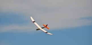 Czym wyczyścić dolot w dieslu?