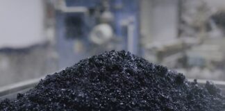 Co daje tytanowy wydech?