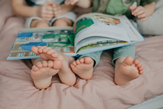 Pierwsze książeczki dla dziecka to książki tekturowe